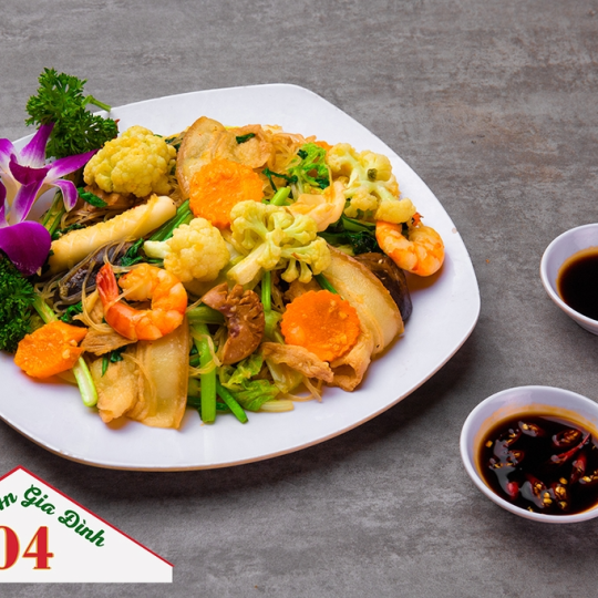 Miến Áp Chảo Thập Cẩm